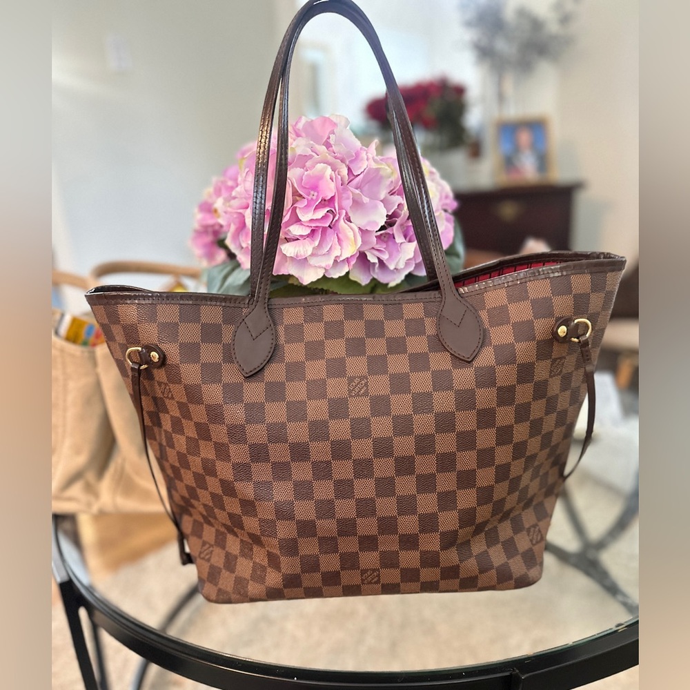❌SOLD❌Authentic Louis Vuitton Neverfull MM - Picture 1 of 16